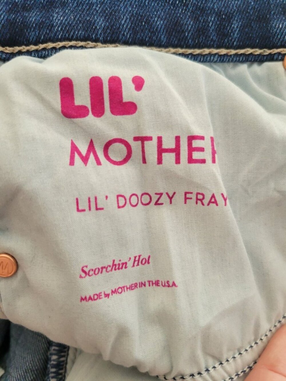 Mother The Lil Doozy Fray Jeans 30 Petite Scorchin Hot Mid Rise Flare leg denim - Picture 10 of 13